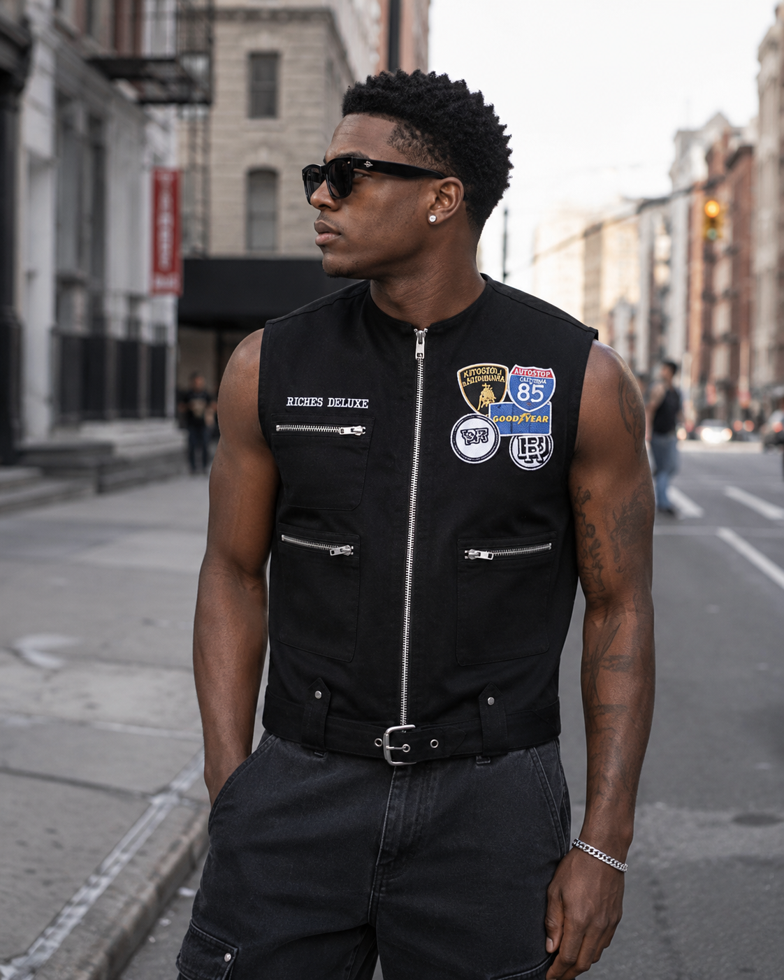 Riches Deluxe Highway Auto Utility Vest – Black Edition
